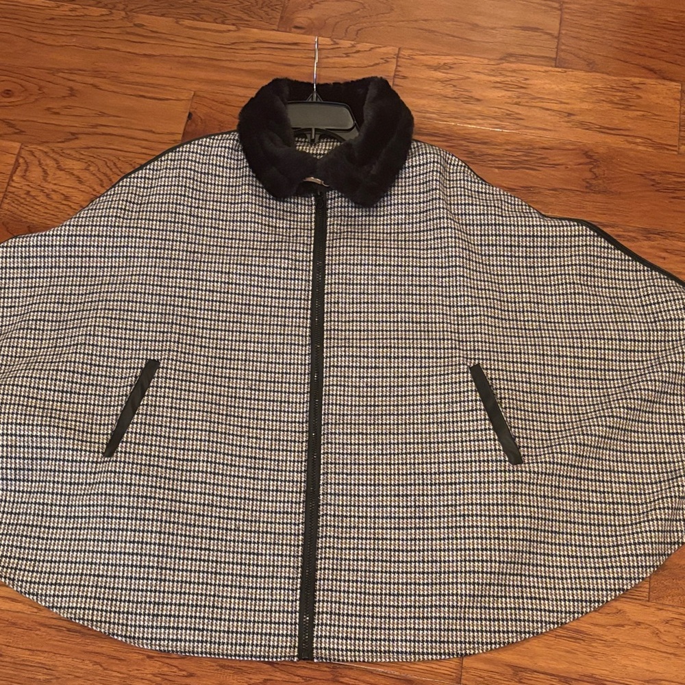Vince Camuto Black and White Checkered Cape